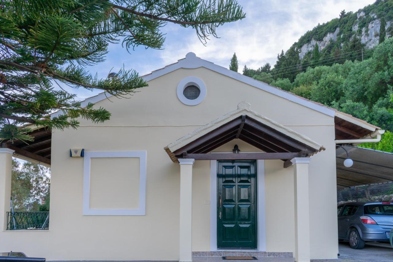 Villa Emily Achílleion Exterior photo